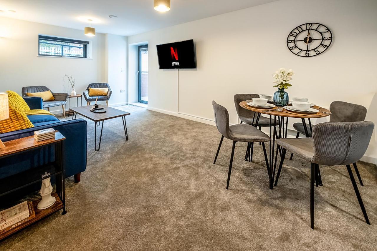 Luton Modern Serviced Accommodation For Contractors, Relocators, Professionals, Tourists And Students - Akugi Homes Ngoại thất bức ảnh